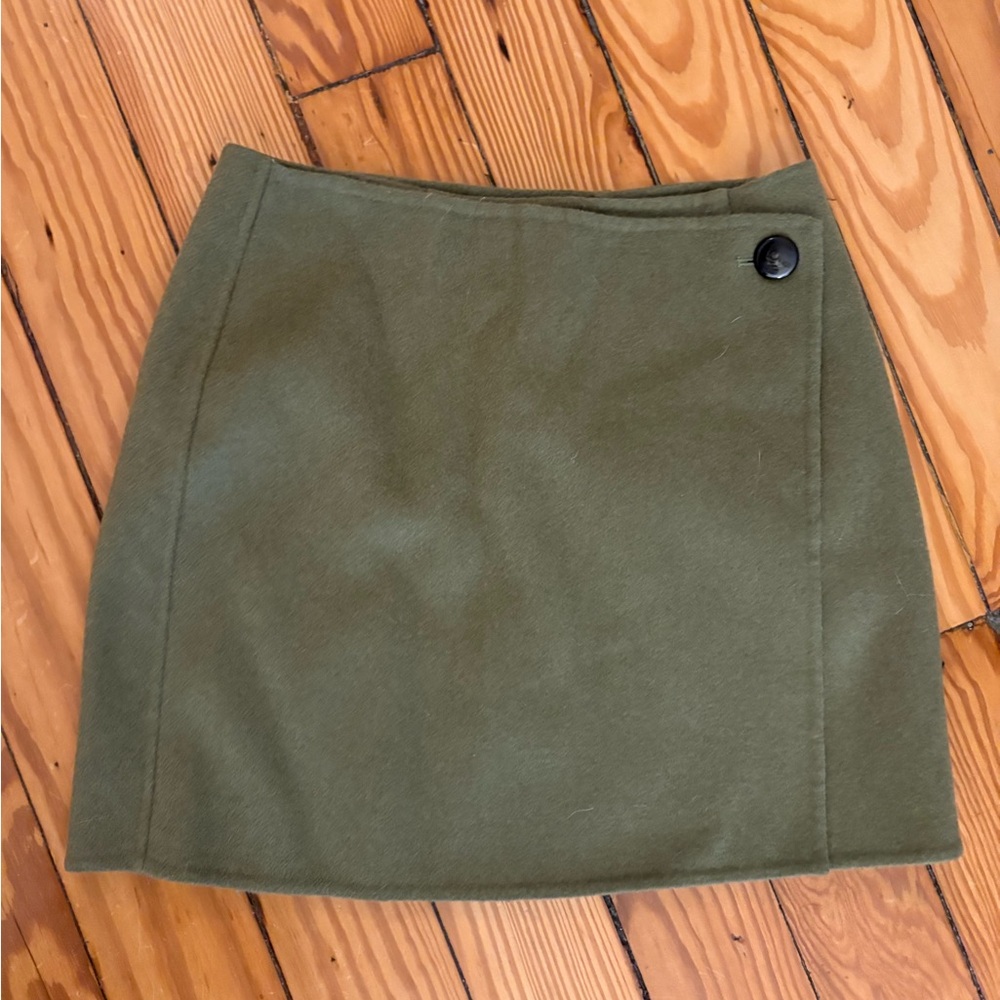 Sezane Olive Green Pencil Skirt with Button Detail( part of set )